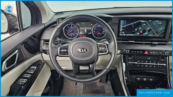 KIA CARNIVAL DIESEL 9-SEATER NOBLESSE