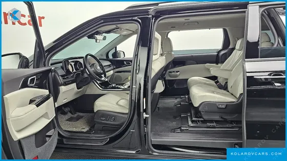 KIA CARNIVAL DIESEL 9-SEATER NOBLESSE
