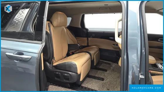 KIA CARNIVAL DIESEL 7-SEATER SIGNATURE
