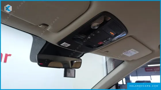 KIA CARNIVAL DIESEL 7-SEATER SIGNATURE