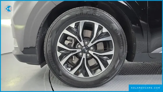 KIA CARNIVAL DIESEL 9-SEATER PRESTIGE