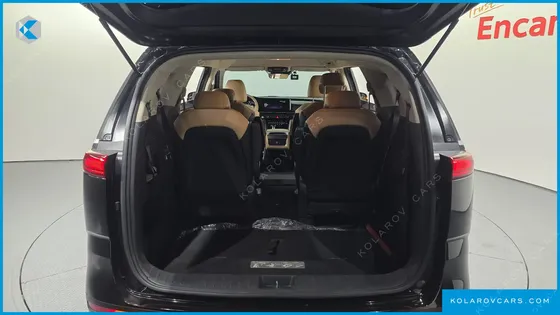 KIA CARNIVAL DIESEL 9-SEATER PRESTIGE