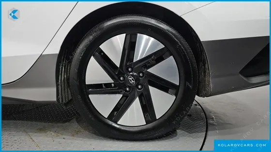 HYUNDAI IONIQ 6 STANDARD