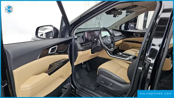 KIA CARNIVAL GASOLINE 9-SEATER NOBLESSE