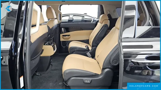 KIA CARNIVAL GASOLINE 9-SEATER NOBLESSE
