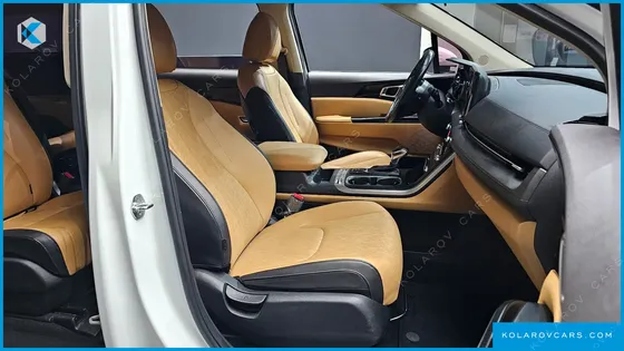 KIA CARNIVAL DIESEL 9-SEATER PRESTIGE