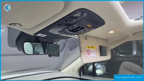 KIA CARNIVAL DIESEL 9-SEATER SIGNATURE