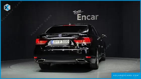 LEXUS LS 5-SEATS OTTOMAN