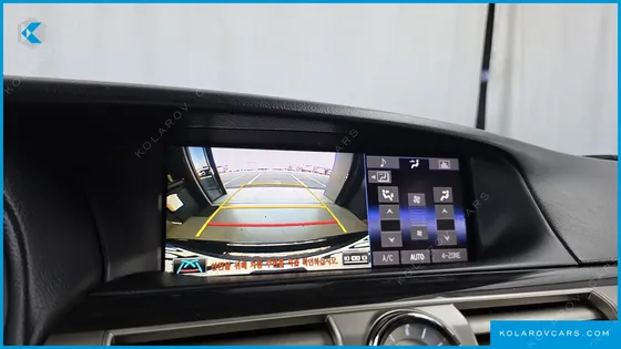 LEXUS LS 5-SEATS OTTOMAN