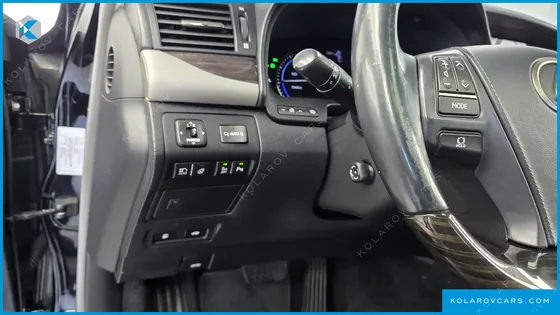 LEXUS LS 5-SEATS OTTOMAN