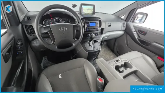 HYUNDAI STAREX CAMPING CAR