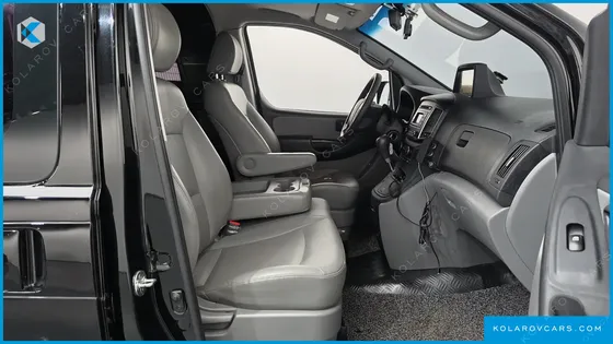HYUNDAI STAREX CAMPING CAR