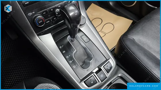 CHEVROLET (GM DAEWOO) CAPTIVA 2WD LT PREMIUM