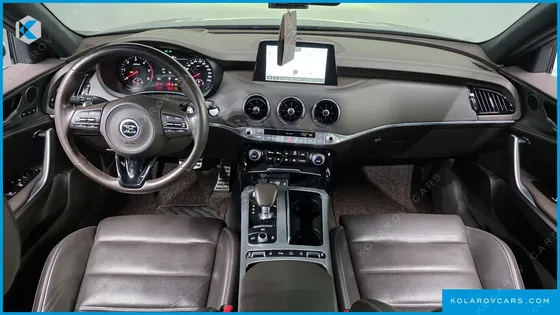 KIA STINGER 2.2 DIESEL 2WD
