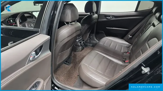 KIA STINGER 2.2 DIESEL 2WD