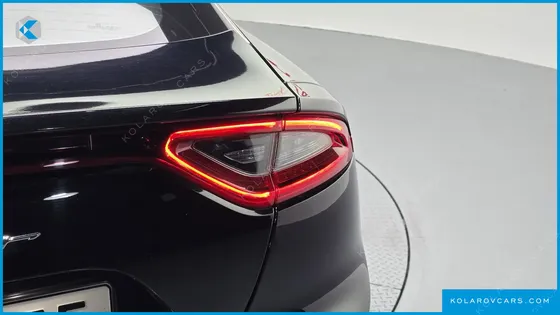 KIA STINGER 2.2 DIESEL 2WD