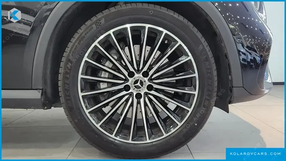 MERCEDES GLC-CLASS GLC300 4MATIC AMG LINE