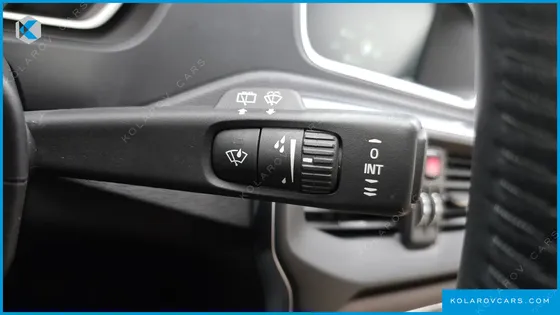 VOLVO V40 D4