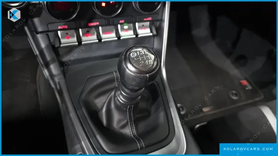 TOYOTA 86 2.4 PREMIUM