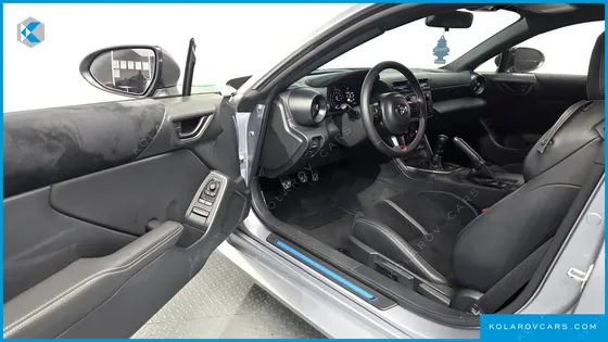 TOYOTA 86 2.4 PREMIUM