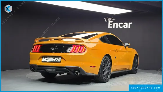 FORD MUSTANG COUPE