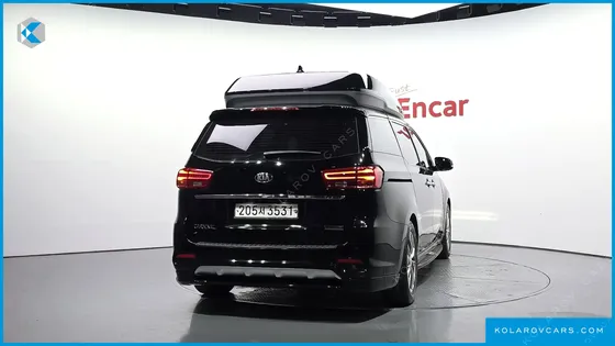 KIA CARNIVAL GASOLINE 9-SEATER HI-LIMOUSINE