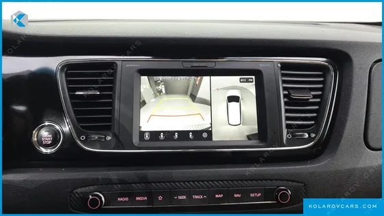 KIA CARNIVAL GASOLINE 9-SEATER HI-LIMOUSINE