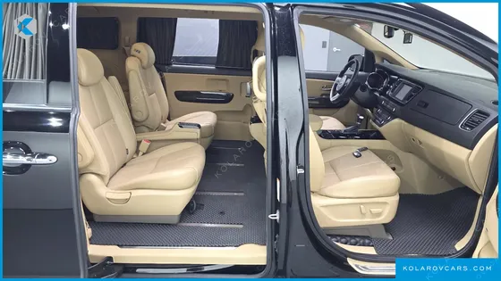 KIA CARNIVAL GASOLINE 9-SEATER HI-LIMOUSINE