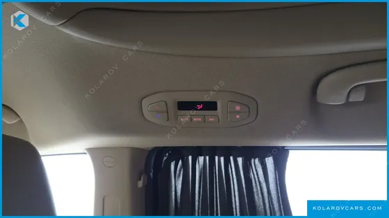 KIA CARNIVAL GASOLINE 9-SEATER HI-LIMOUSINE