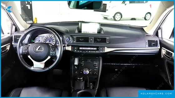 LEXUS CT200H 1.8 SUPREME