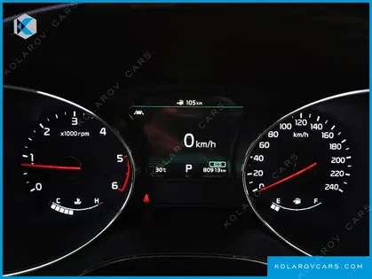 KIA CARNIVAL 9-SEATER NOBLESSE SPECIAL