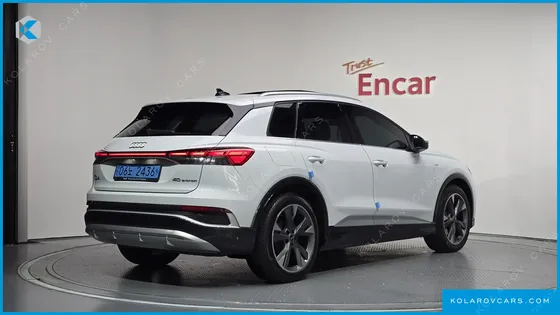 AUDI Q4 E-TRON 40 PREMIUM
