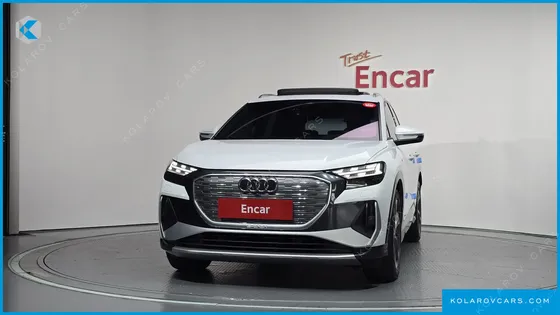 AUDI Q4 E-TRON 40 PREMIUM