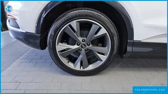 AUDI Q4 E-TRON 40 PREMIUM