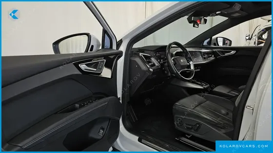 AUDI Q4 E-TRON 40 PREMIUM