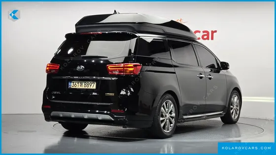 KIA CARNIVAL GASOLINE 7-SEATER HI-LIMOUSINE