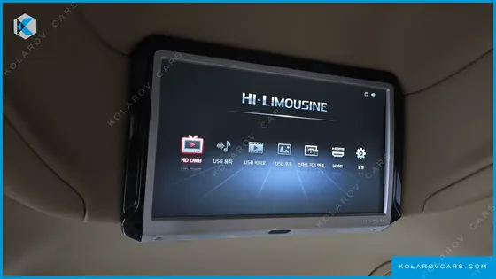 KIA CARNIVAL GASOLINE 7-SEATER HI-LIMOUSINE