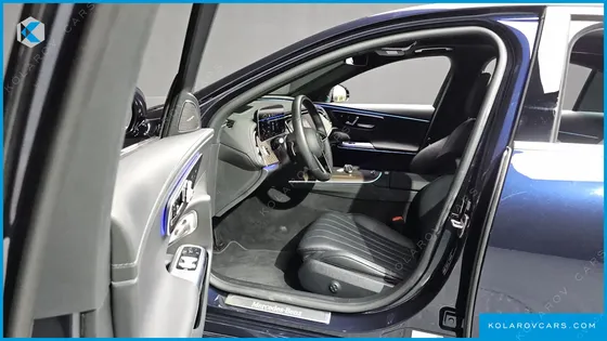 MERCEDES E-CLASS E300 4MATIC EXCLUSIVE