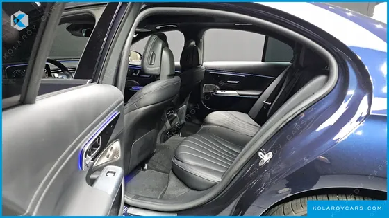 MERCEDES E-CLASS E300 4MATIC EXCLUSIVE