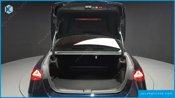 MERCEDES E-CLASS E300 4MATIC EXCLUSIVE