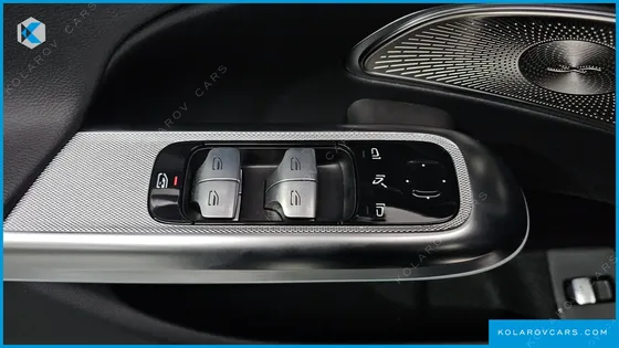 MERCEDES E-CLASS E300 4MATIC EXCLUSIVE