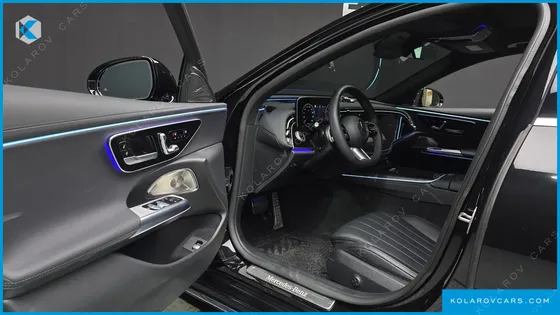 MERCEDES E-CLASS E300 4MATIC AMG LINE