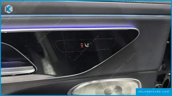 MERCEDES E-CLASS E300 4MATIC AMG LINE