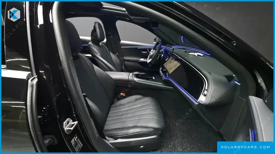MERCEDES E-CLASS E300 4MATIC AMG LINE