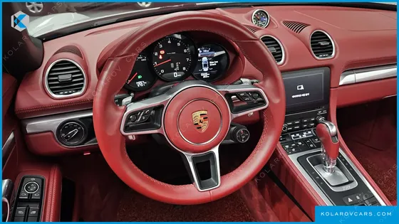 PORSCHE 718 2.0