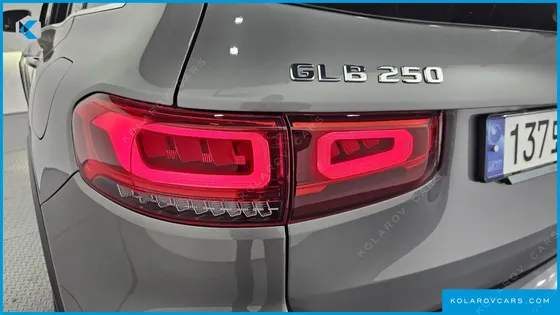MERCEDES GLB-CLASS GLB250 4MATIC