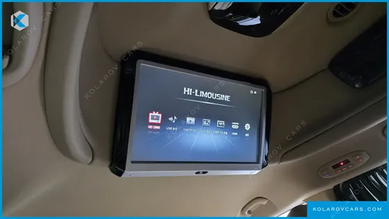 KIA CARNIVAL 7-SEATER HI-LIMOUSINE
