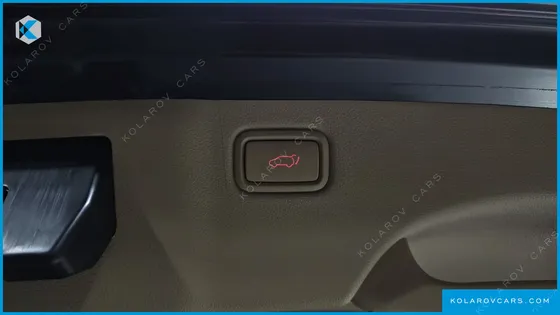 KIA CARNIVAL 7-SEATER HI-LIMOUSINE