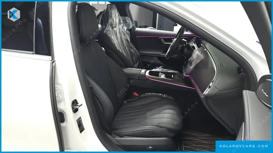 MERCEDES E-CLASS E300 4MATIC EXCLUSIVE
