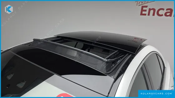 MERCEDES E-CLASS E200 AMG LINE
